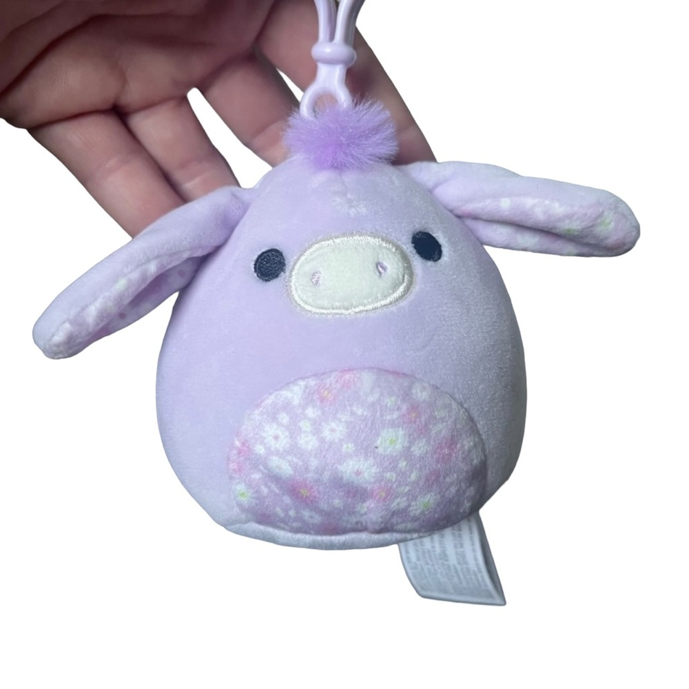 Delzi the Donkey Squishmallow Clip